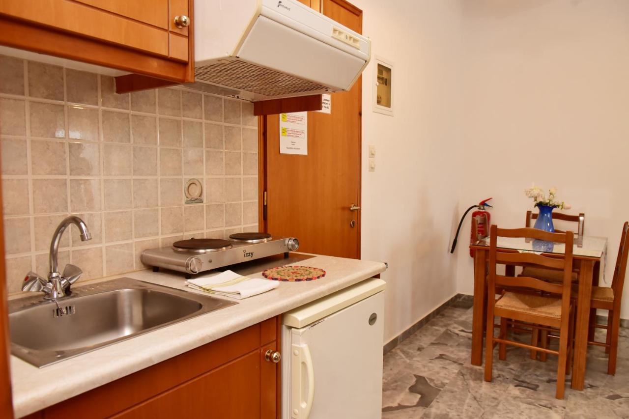 Filoxenia Apartments 2 Palaiochora Bagian luar foto