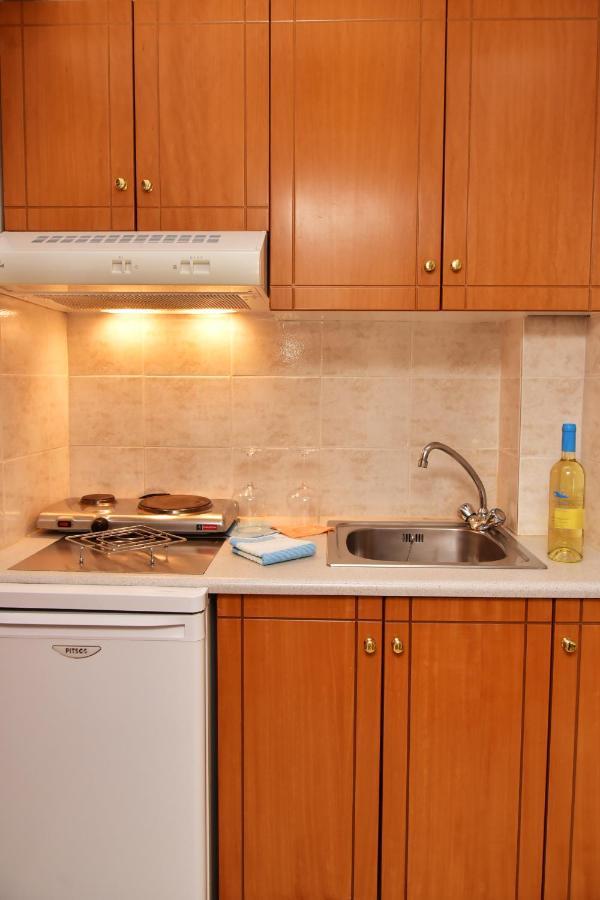 Filoxenia Apartments 2 Palaiochora Bagian luar foto