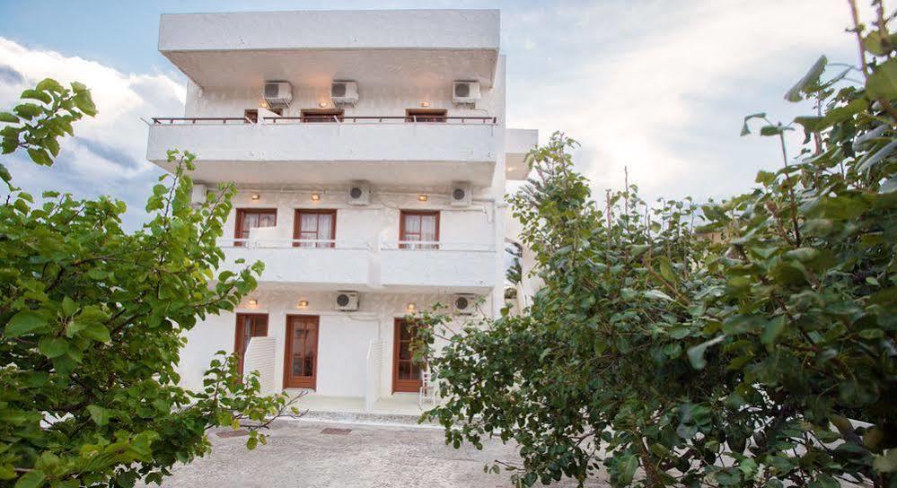 Filoxenia Apartments 2 Palaiochora Bagian luar foto