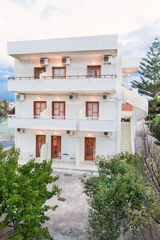 Filoxenia Apartments 2 Palaiochora Bagian luar foto